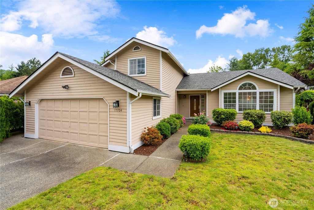 Photo of 15704 SE 156th Street, Renton, WA 98058 (MLS # 2378389)