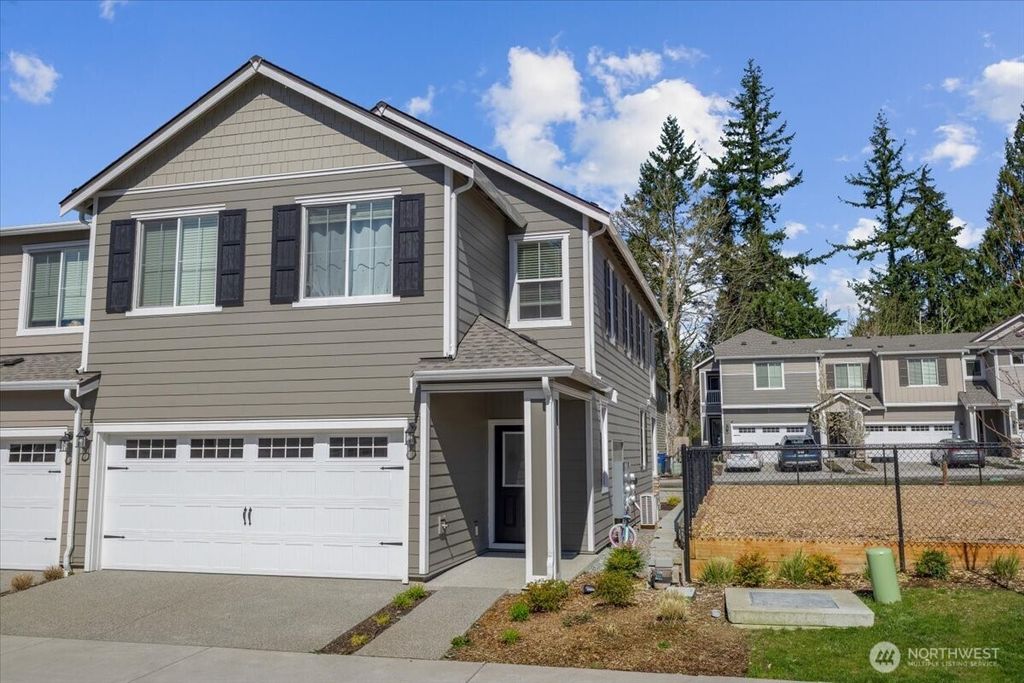 Photo of 8576 35th Place NE, Marysville, WA 98270 (MLS # 2499117)