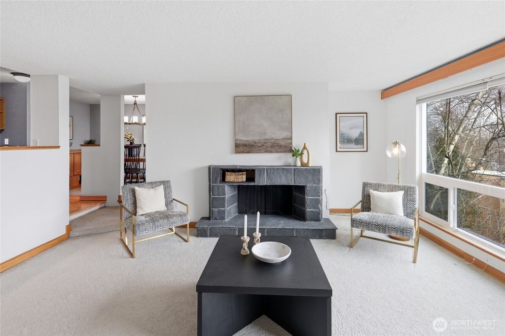 Photo of 2500 W Manor Place #216, Seattle, WA 98199 (MLS # 2495136)