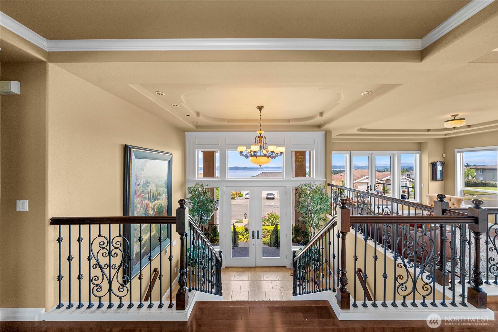 2014 Parkview Drive NE
