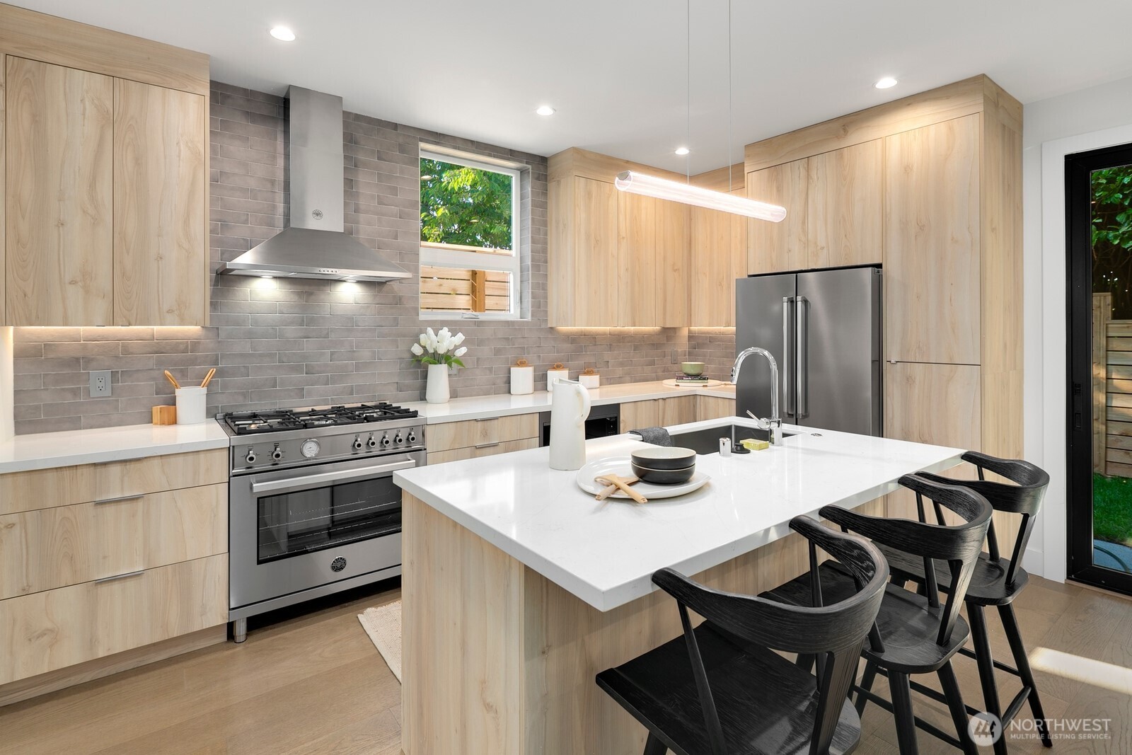 3816 NE 89th Street