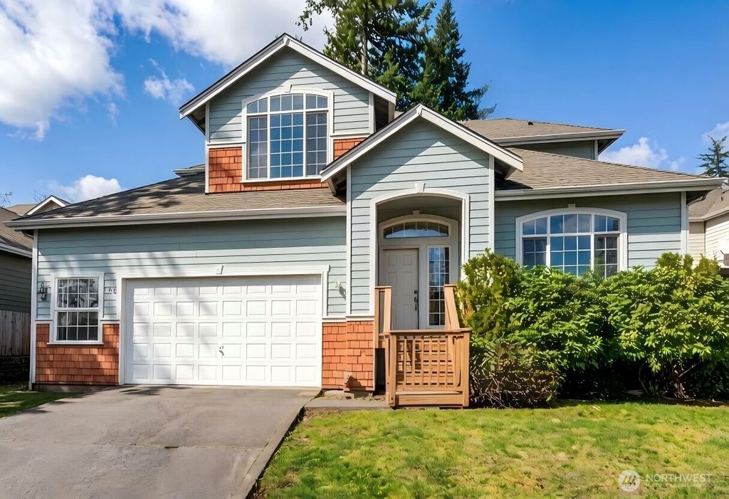 Photo of 765 Vashon Avenue NE, Renton, WA 98059 (MLS # 2498524)