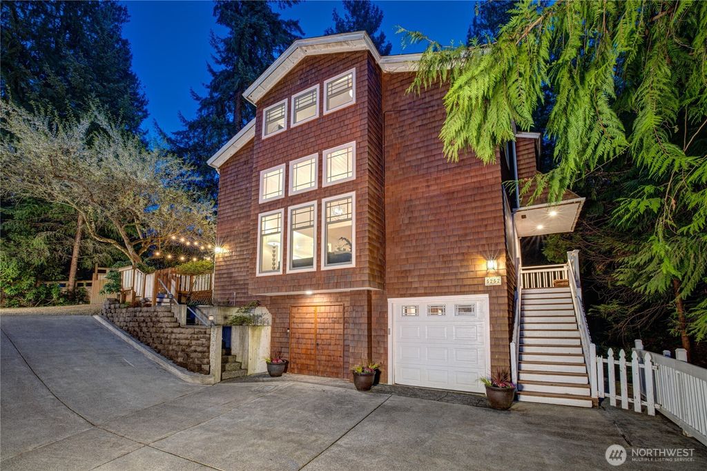 Photo of 5252 Forest Avenue SE, Mercer Island, WA 98040 (MLS # 2341680)