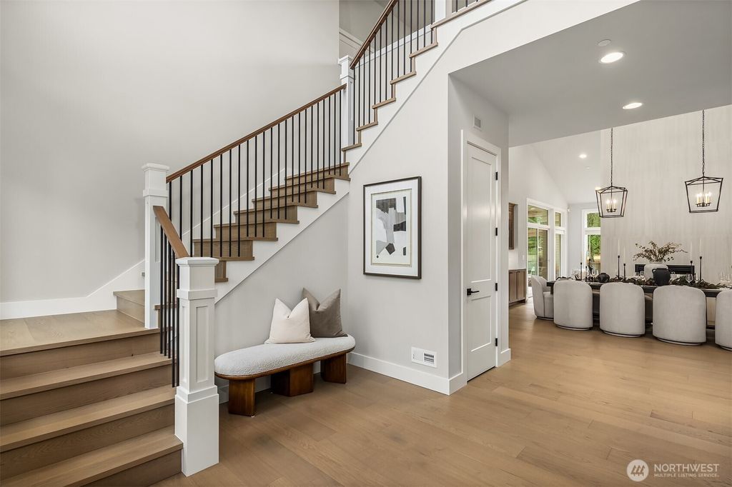 Photo of 12925 NE 70th Lane, Kirkland, WA 98033 (MLS # 2452811)