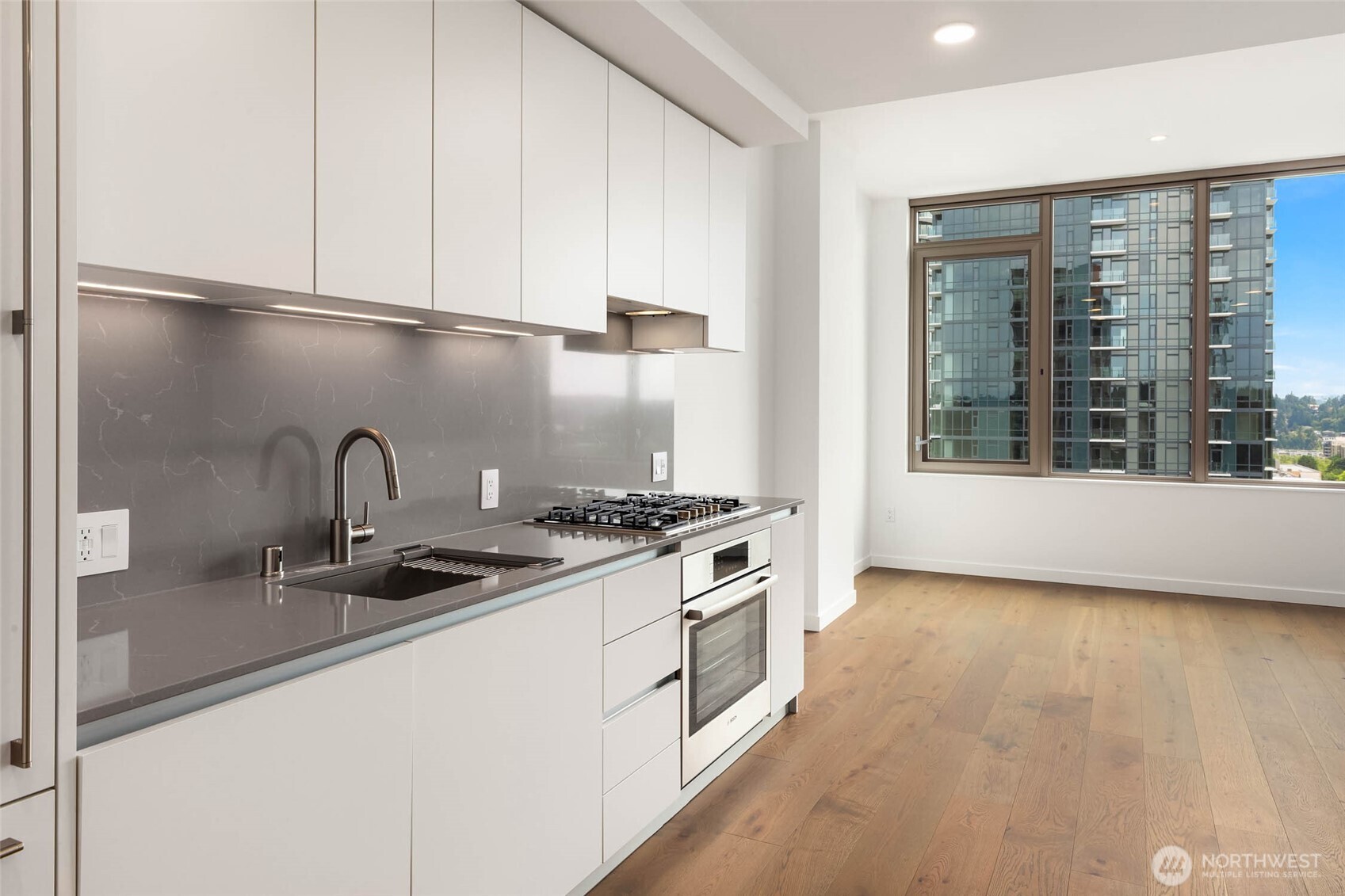 10232 NE 10th Street 911