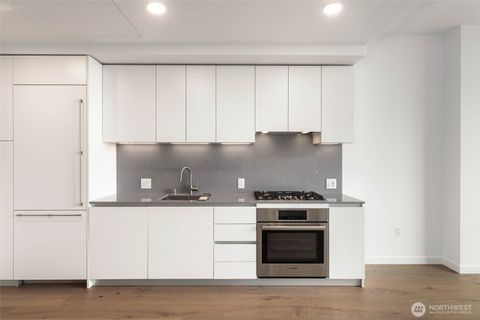 Photo of 10232 NE 10th Street #911, Bellevue, WA 98004 (MLS # 2434319)