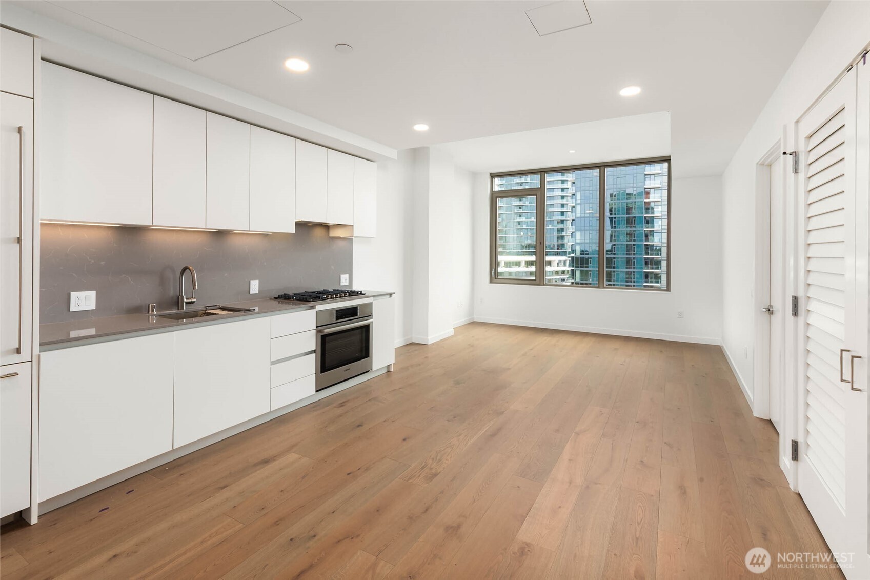 10232 NE 10th Street 911