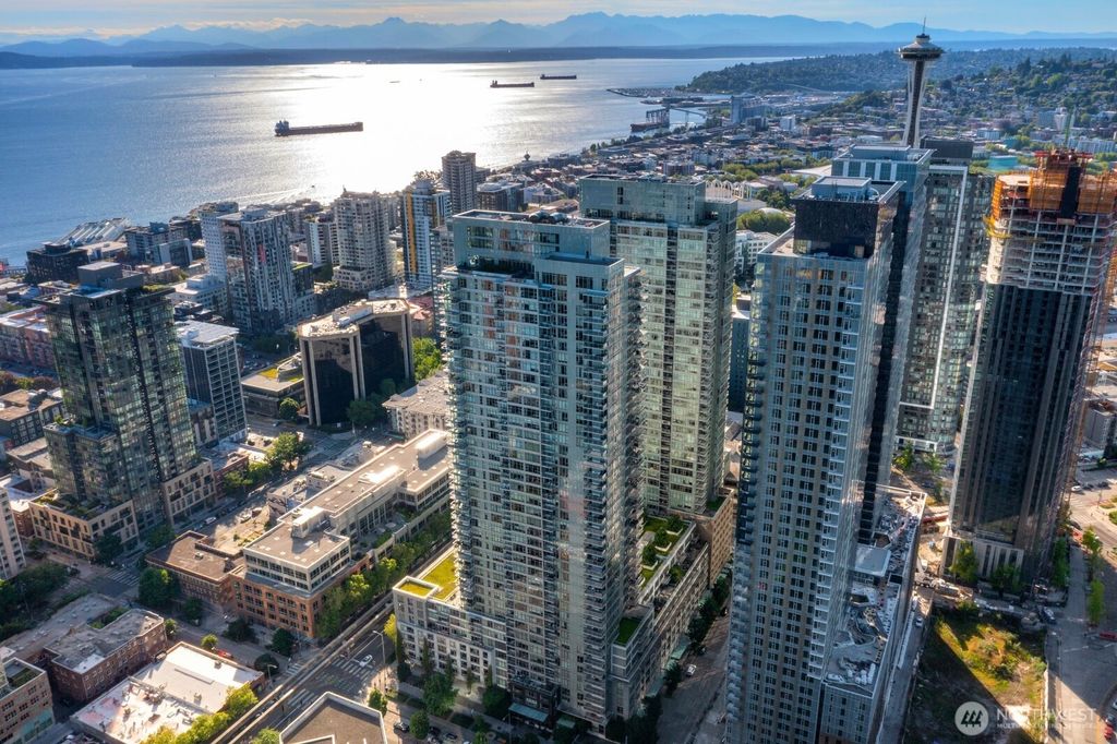 Photo of 588 Bell Street #2102S, Seattle, WA 98121 (MLS # 2513162)