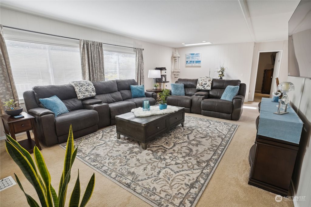 Photo of 1010 236th Place SW, Bothell, WA 98021 (MLS # 2142611)
