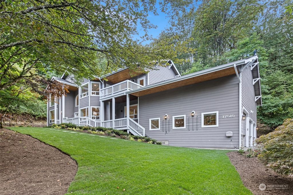 Photo of 17515 102nd Avenue NE, Bothell, WA 98011 (MLS # 2319565)