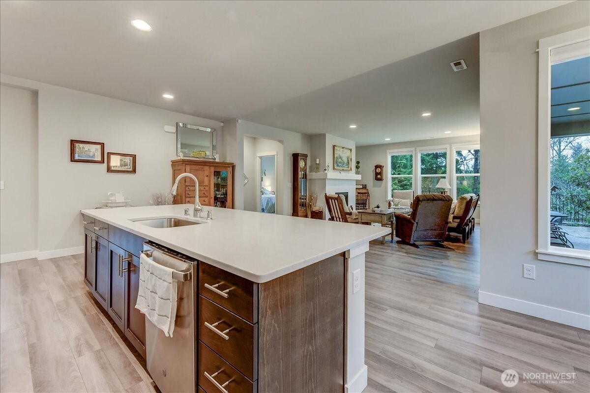 17909 145th Street E