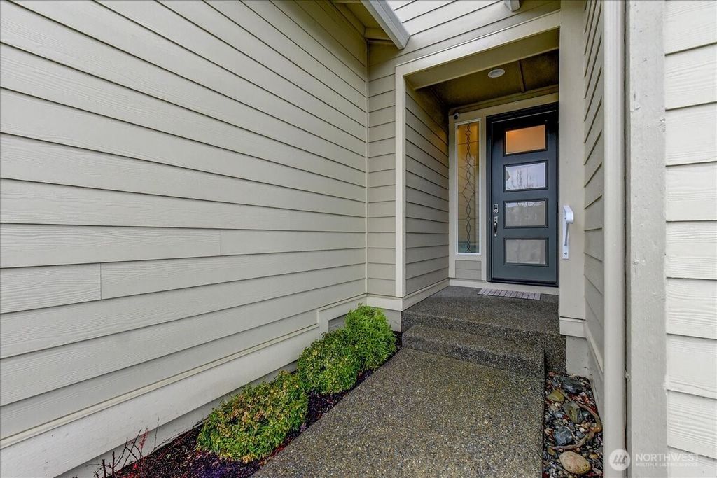 Photo of 17909 145th Street E, Bonney Lake, WA 98391 (MLS # 2463425)