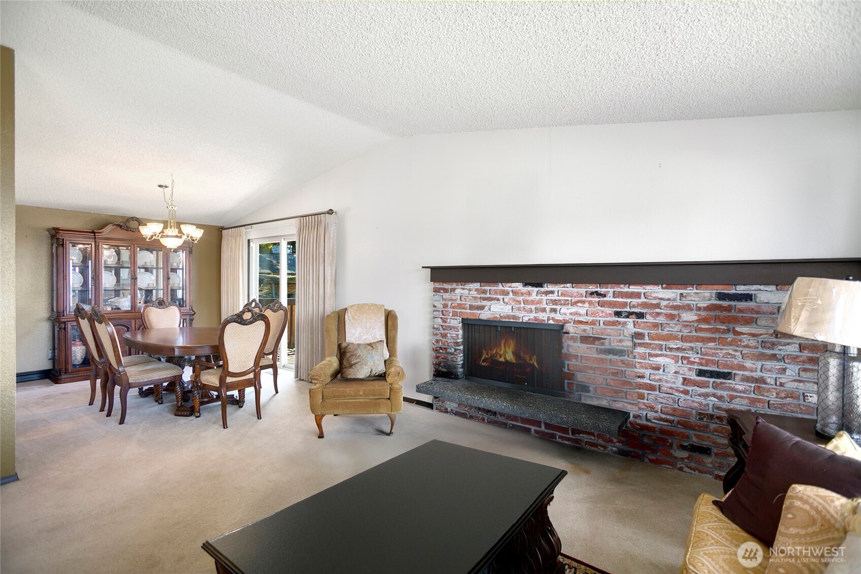 7637 S Mission Drive