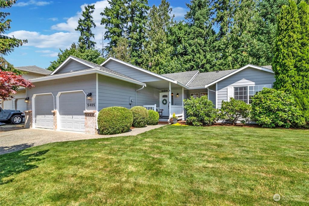 Photo of 5405 114th Place NE, Marysville, WA 98271 (MLS # 2131149)