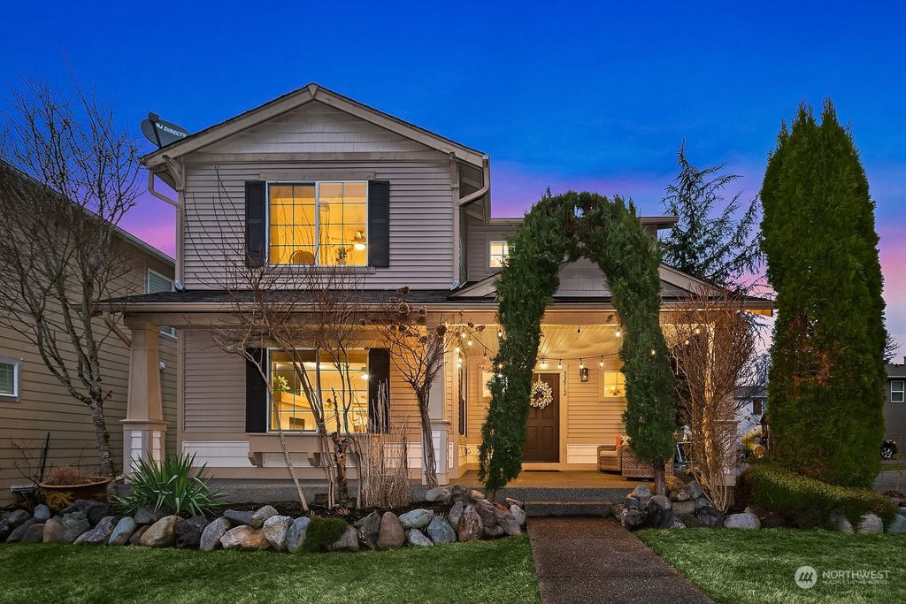 Photo of 33912 SE Strouf Street, Snoqualmie, WA 98065 (MLS # 2030905)