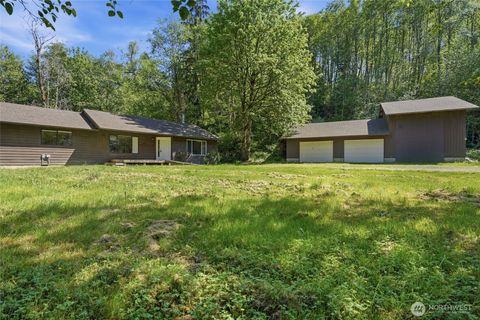Photo of 671 Ragland Road, Longview, WA 98632 (MLS # 2523636)