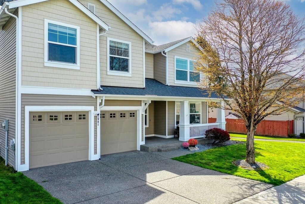 Photo of 2901 SE 4th Street, Renton, WA 98056 (MLS # 2353372)