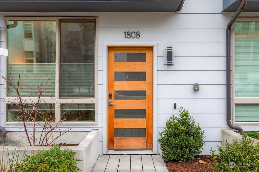 Photo of 1808 S State Street, Seattle, WA 98144 (MLS # 2194114)