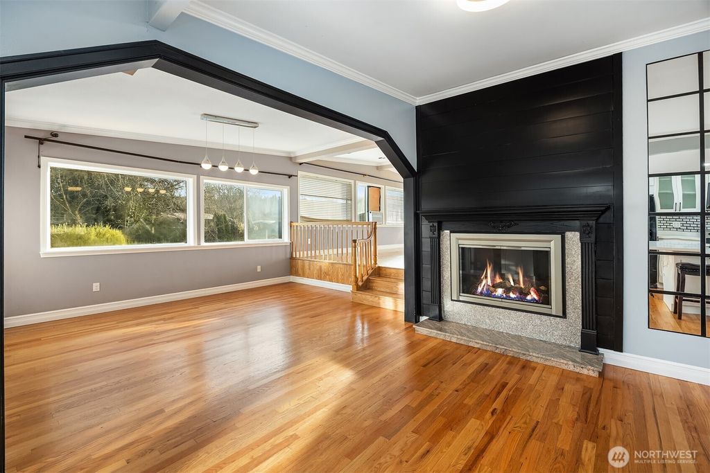 Photo of 15411 SE 8th Street, Bellevue, WA 98007 (MLS # 2478696)