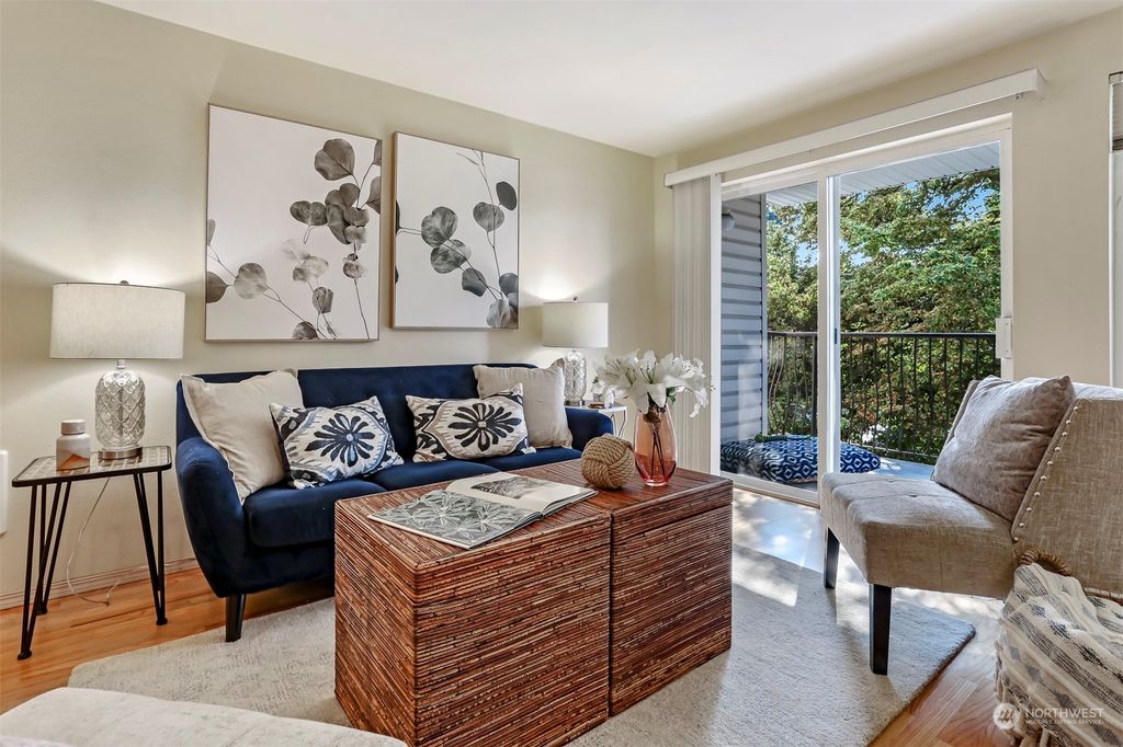 Photo of 12050 15th Avenue NE #301, Seattle, WA 98125 (MLS # 2153823)