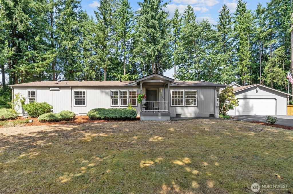 Photo of 23606 SE 285th Street, Maple Valley, WA 98038 (MLS # 2474791)
