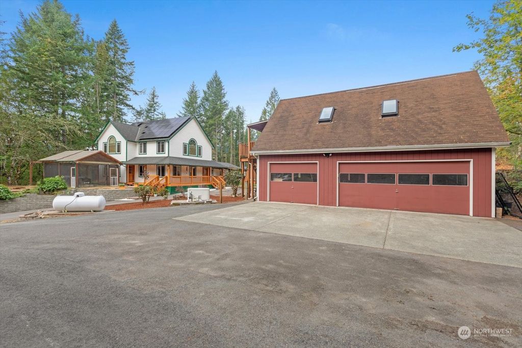 Photo of 21908 293rd Avenue S, Maple Valley, WA 98038 (MLS # 2033725)