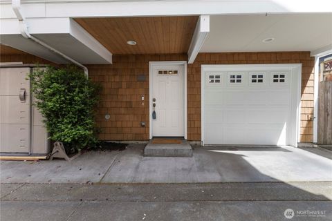 2627 NW 57th Street A Seattle WA 98107