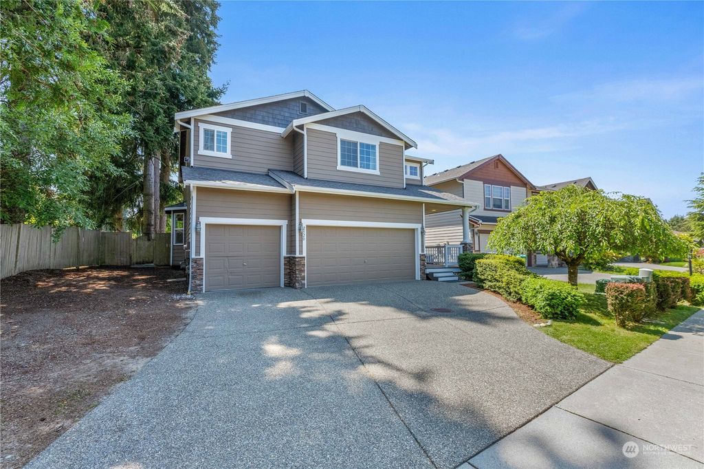 Photo of 2320 136th Street SE, Mill Creek, WA 98012 (MLS # 2074695)
