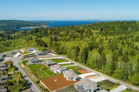 A home in Port Ludlow