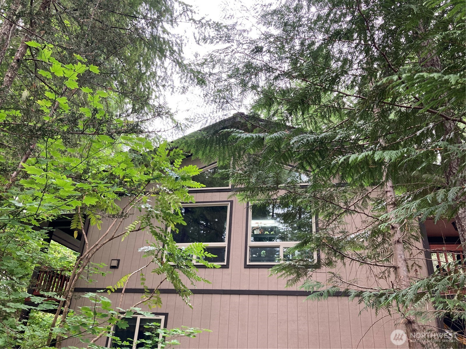 21 N Beaver Place N