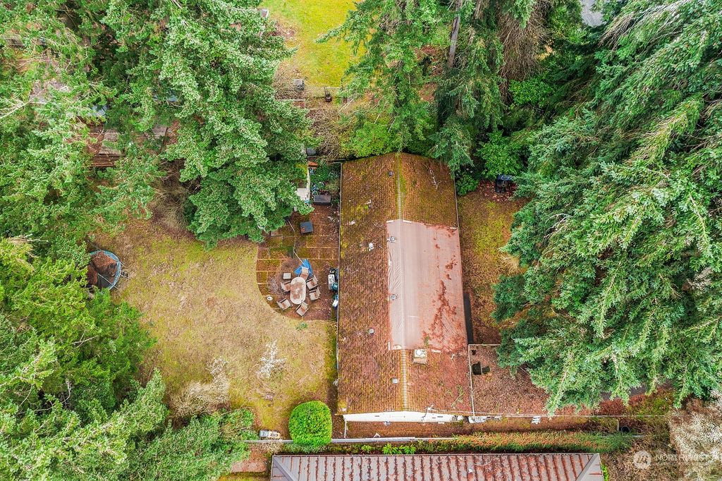 Photo of 14948 SE 43rd Street, Bellevue, WA 98006 (MLS # 2195340)