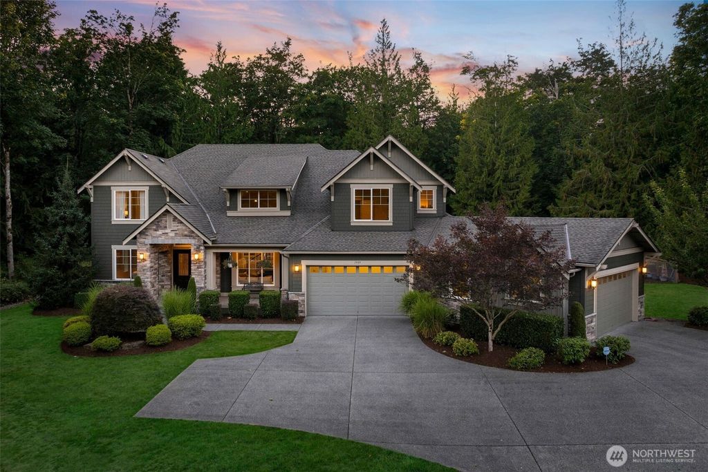 Photo of 1935 298th Crescent SE, Fall City, WA 98024 (MLS # 2434885)