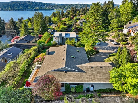 Photo of 15419 62nd Avenue NE, Kenmore, WA 98028 (MLS # 2513445)