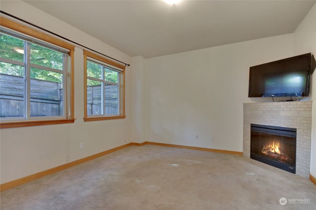 Photo of 9432 35th Avenue SW #B, Seattle, WA 98126 (MLS # 2148236)
