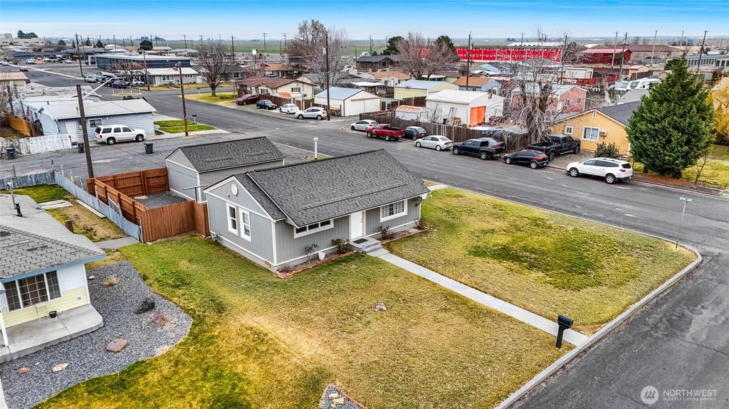 Photo of 1255 E Larch Street, Othello, WA 99344 (MLS # 2469954)