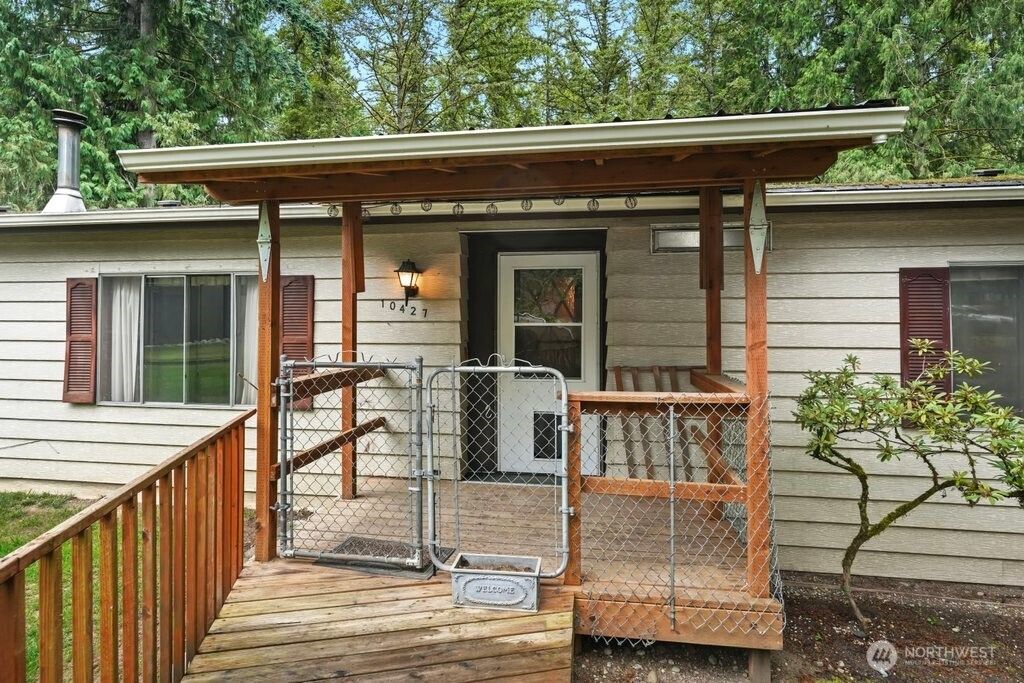 Photo of 10427 SE 229th Street, Woodinville, WA 98077 (MLS # 2419167)
