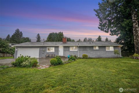 Photo of 4736 164th St, Tukwila, WA 98188 (MLS # 2511372)
