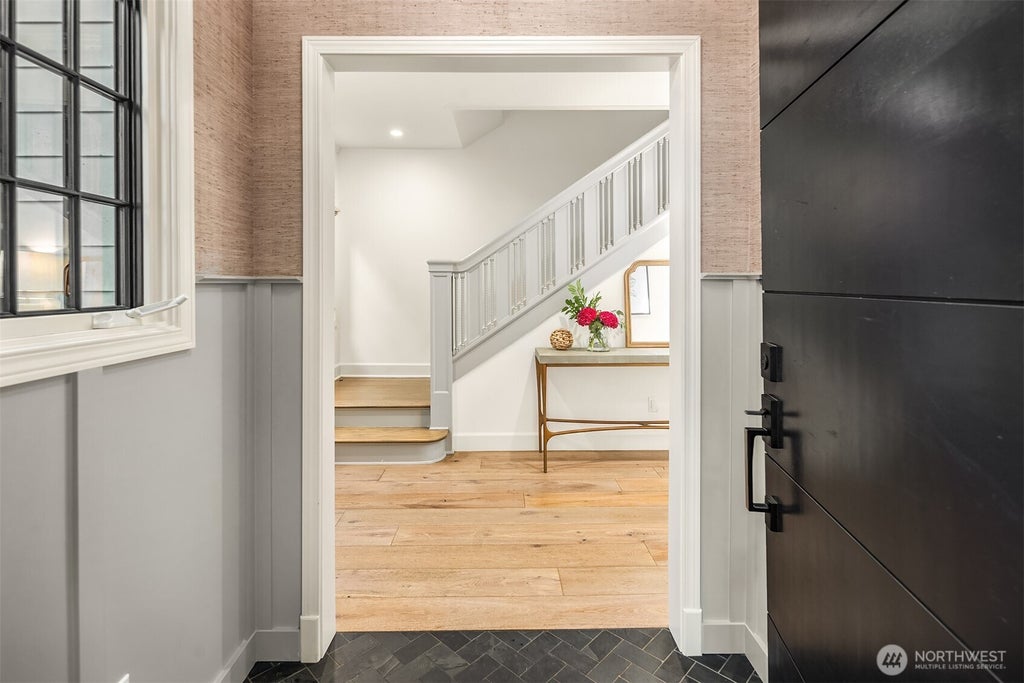 Photo of 23 Prospect Street, Seattle, WA 98109 (MLS # 2579111)