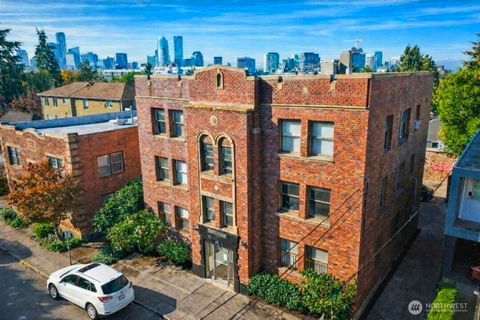 Photo of 315 12th Avenue E, Seattle, WA 98102 (MLS # 2505422)