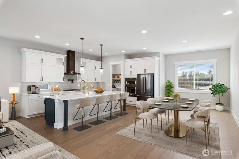 7544 S 129th Place