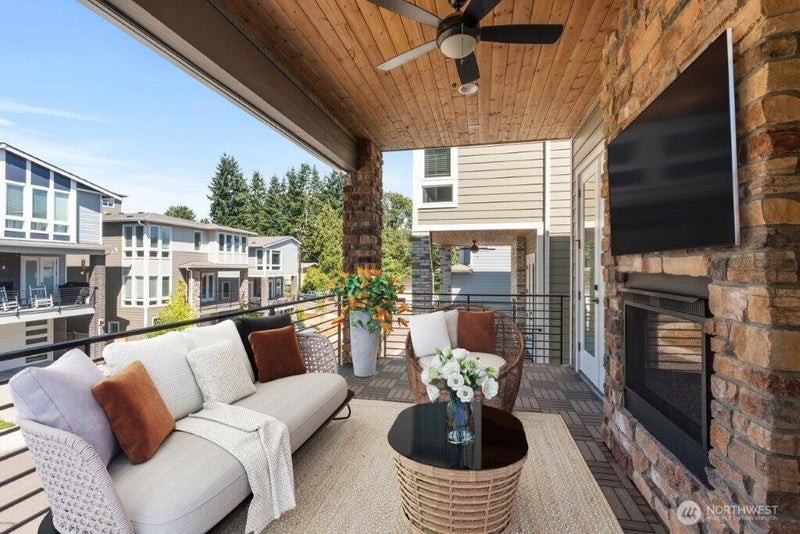 7544 S 129th Place