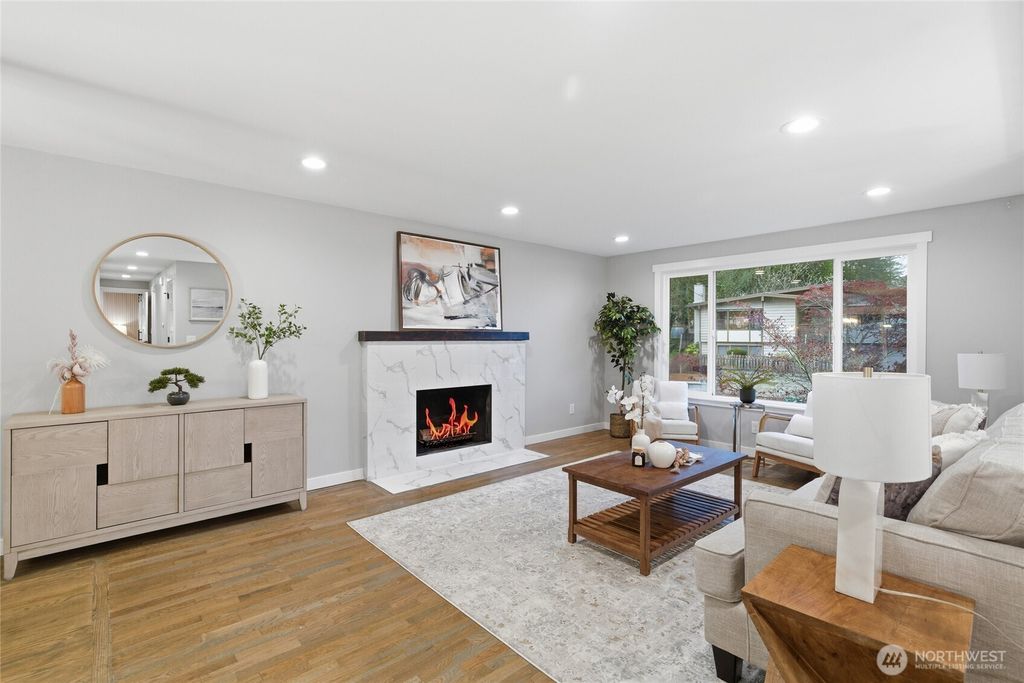 Photo of 18712 41 Place W, Lynnwood, WA 98037 (MLS # 2499082)