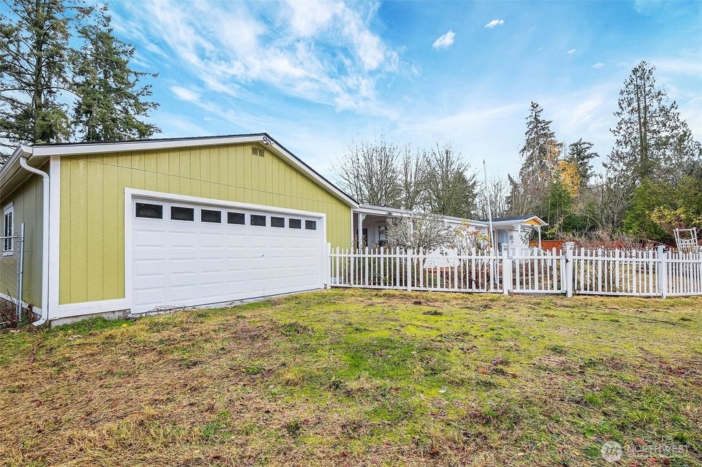 Photo of 3905 169th Street Ct E, Tacoma, WA 98446 (MLS # 2457547)
