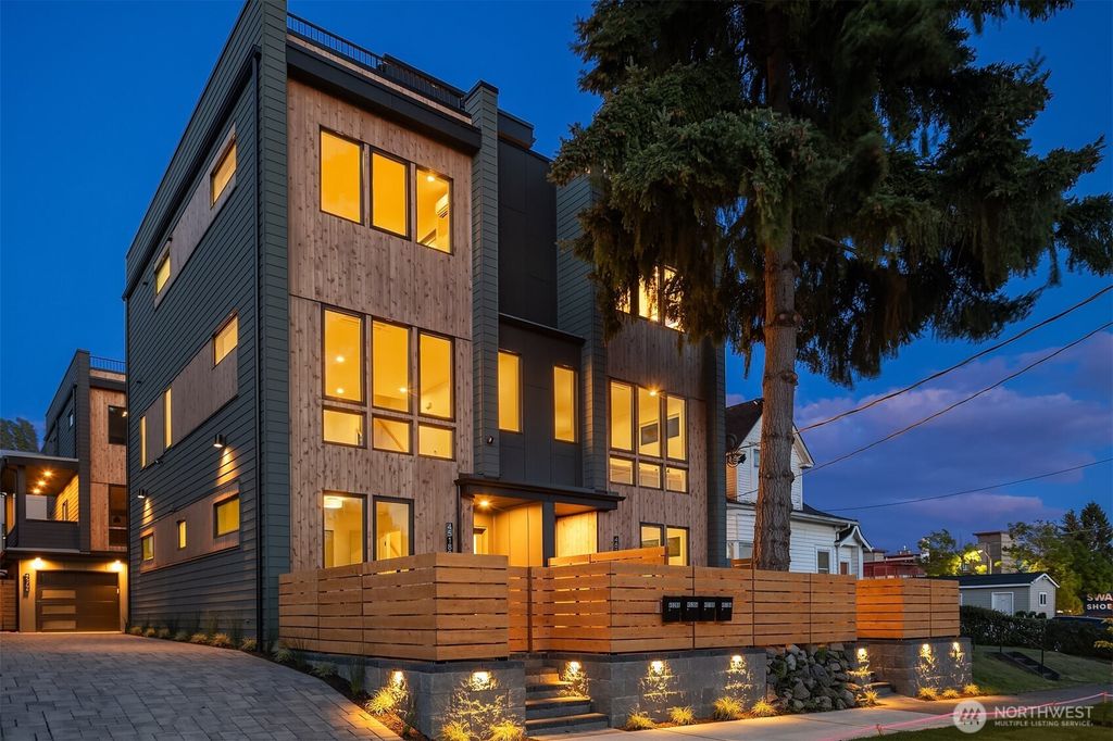 Photo of 4518 Corliss Avenue N #A, Seattle, WA 98103 (MLS # 2372217)