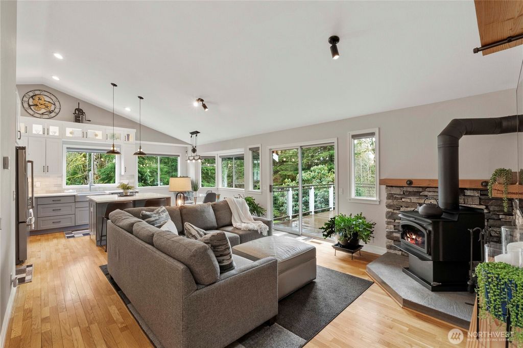 Photo of 23059 265th Place SE, Maple Valley, WA 98038 (MLS # 2494735)