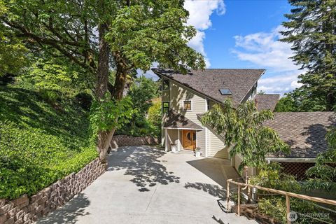 8526 E Mercer Way Mercer Island WA 98040