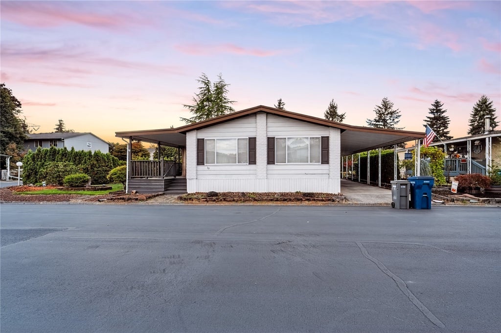Photo of 3611 I Street NE #19, Auburn, WA 98002 (MLS # 2596939)