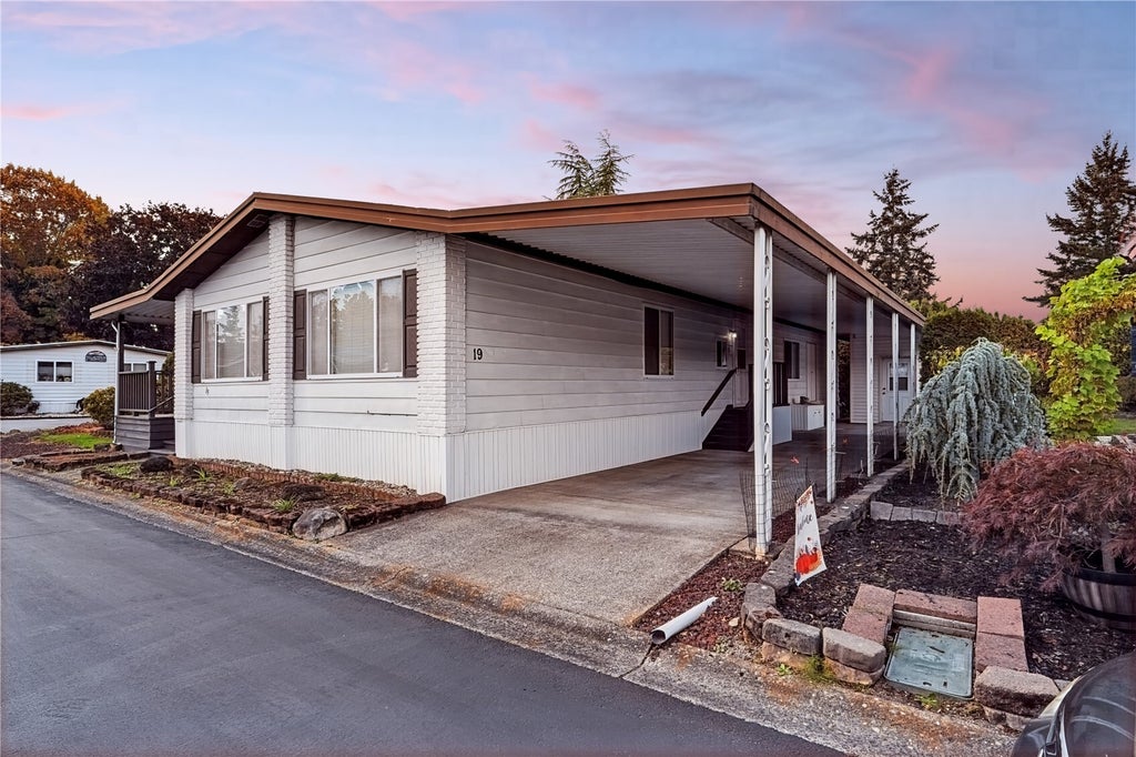 Photo of 3611 I Street NE #19, Auburn, WA 98002 (MLS # 2596939)