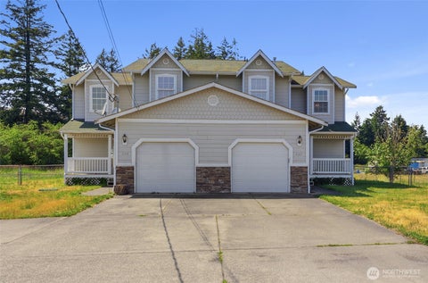 Photo of 735 Crystal Springs Road SE, Yelm, WA 98597 (MLS # 2542985)
