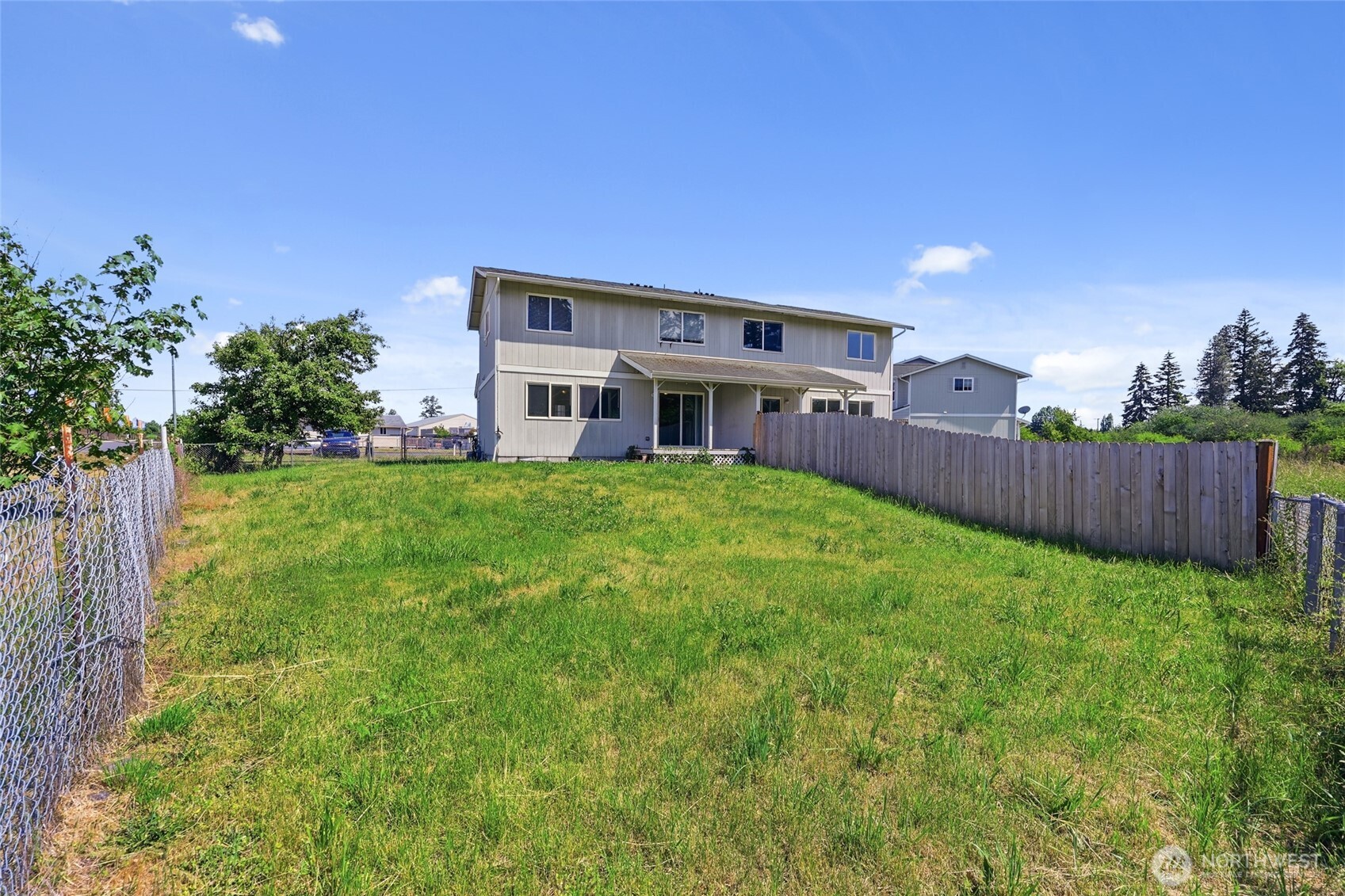 735 Crystal Springs Road NW